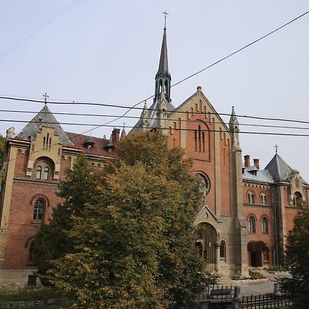Galllery Львів Екстер'єр фото